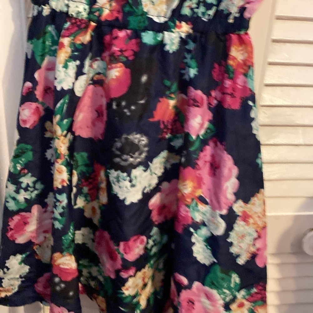 Liva Girl floral short dress - Picture 4 of 7